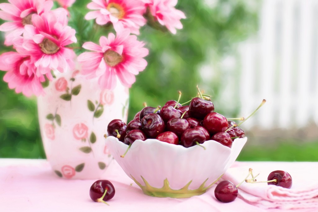 cherries-in-a-bowl-773021